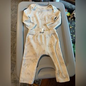 9 month baby thermal outfit (unisex)